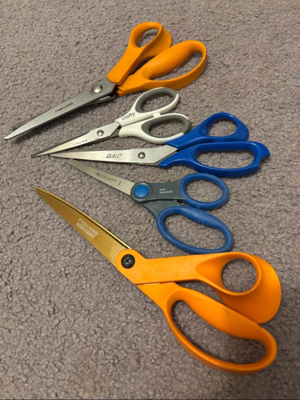 Lot Of 5 pairs of used Scissors assorted Fiskars Quill,Singer,Westcott
